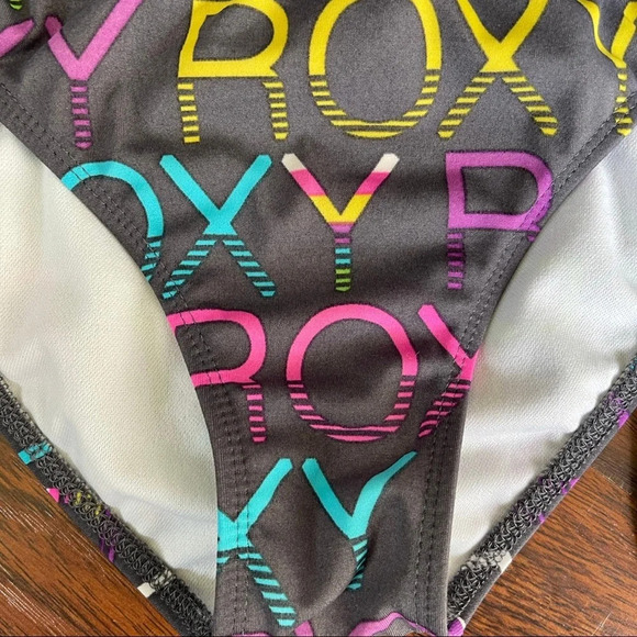 🛍️3/$40 Roxy Swimwear Graphic Bikini Bottom Tie Sides Black Size Small - Picture 3 of 5